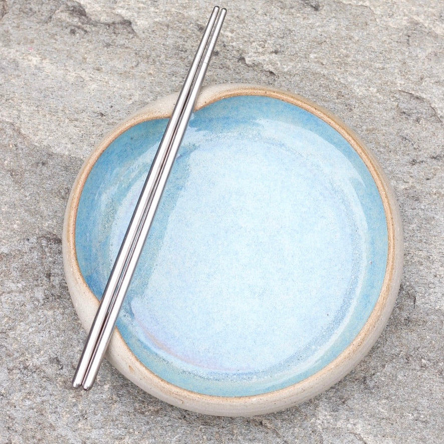 Shallow Bowl with Chopstick Rests