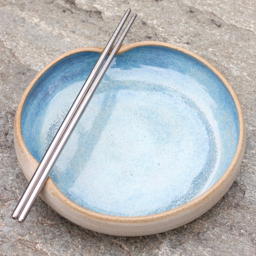 Shallow Bowl with Chopstick Rests